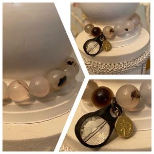 Agate w/brown veining Lace Bead Bracelet (Stretch)